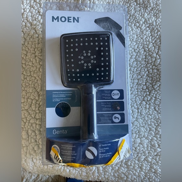 Moen Bath Brand New Still In Box Black Moen Genta Shower Head 3step
